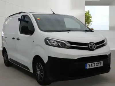 Used Toyota Proace 2017 White MPV