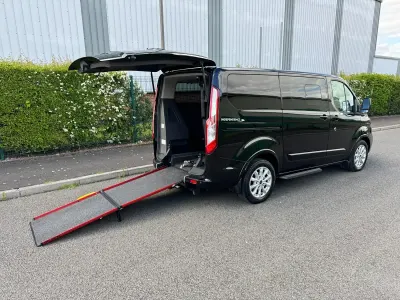 Used Ford Tourneo Custom Titanium 130 HP (95 kW) 2020 Black Van