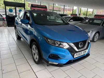 Used Nissan Qashqai Acenta Premium 115 HP (84 kW) 2019 Blue SUV