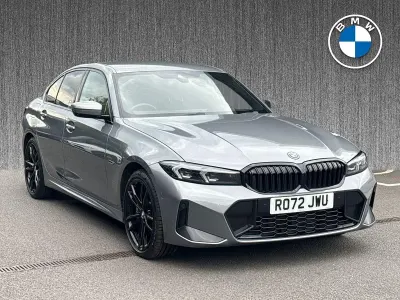 Begagnad BMW 330e M Sport 288 HK (211 kW) 2023 Grå Sedan