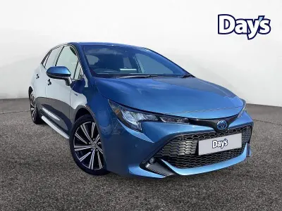 Used Toyota Corolla Design 122 HP (89 kW) 2022 Blue Hatchback