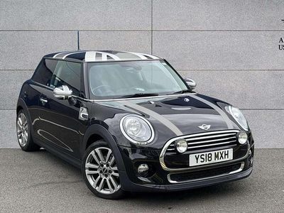 Used Mini Cooper Seven 134 HP (98 kW) 2018 Black Hatchback