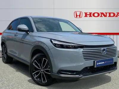 Used Honda HR-V Elegance 131 HP (96 kW) 2026 Premium  urban grey SUV