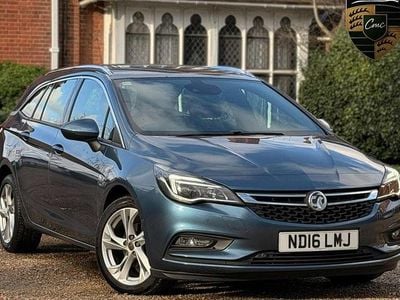 Used Vauxhall Astra SRi 150 HP (110 kW) 2016 Blue Estate