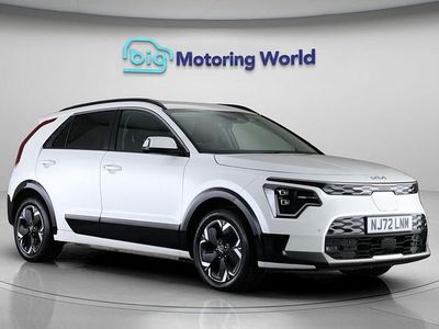 Used Kia e-Niro 2023 White SUV