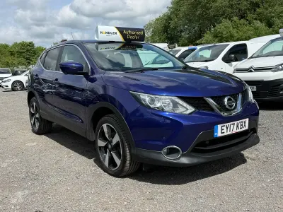Used Nissan Qashqai N-Connecta 110 HP (80 kW) 2017 Blue SUV