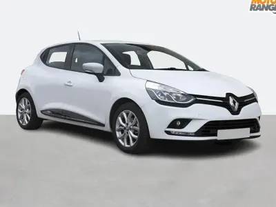 Used Renault Clio Iconic 90 HP (66 kW) 2018 White Hatchback