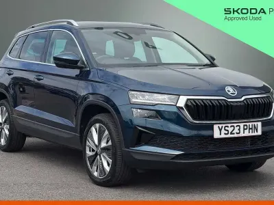 Used Skoda Karoq SE L 150 HP (110 kW) 2023 Petrol blue metallic SUV