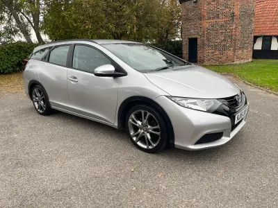 Begagnad Honda Civic S 2015 Silver Kombi