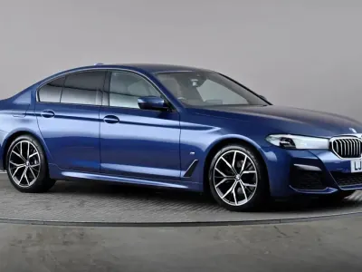 Używany BMW 520 M Sport 190 KM (139 kW) 2021 Niebieski Sedan/Limuzyna