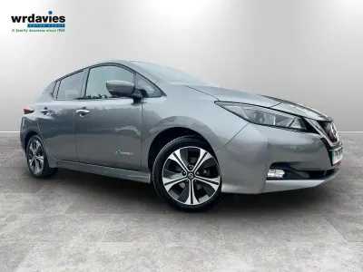 Used Nissan Leaf N-Connecta 110 kW (150 HP) 2020 Grey Hatchback