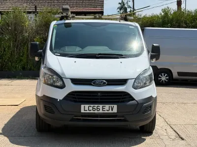 Used Ford Transit Custom 105 HP (77 kW) 2016 White Van