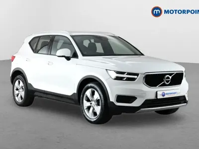Used Volvo XC40 Momentum 163 HP (119 kW) 2021 White SUV