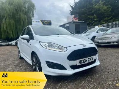 Używany Ford Fiesta ST-Line 2017 Biały Hatchback