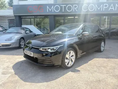 Begagnad VW Golf VIII Style 150 HK (110 kW) 2023 Svart Halvkombi