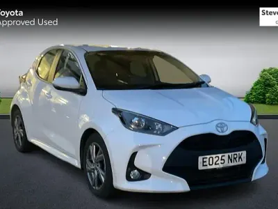 Used Toyota Yaris 116 HP (85 kW) 2025 White Hatchback