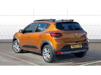 Used Dacia Sandero Comfort 90 HP (66 kW) 2022 Orange SUV