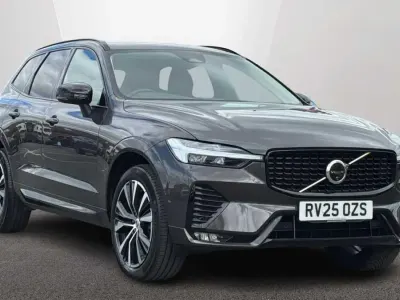 Used Volvo XC60 Plus 247 HP (181 kW) 2025 Grey SUV