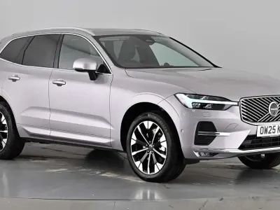 Used Volvo XC60 Ultra 250 HP (183 kW) 2025 Silver SUV