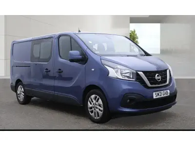 Used Nissan NV300 Tekna 120 HP (88 kW) 2021 Blue Van