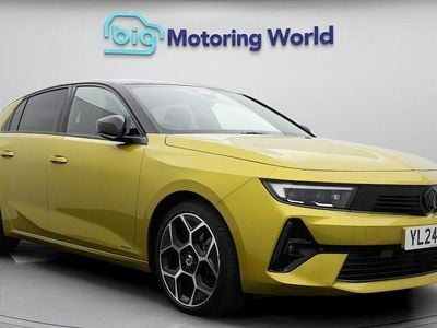Used 2025 Vauxhall Astra Ultimate Hatchback | £18,900 (Good price)
