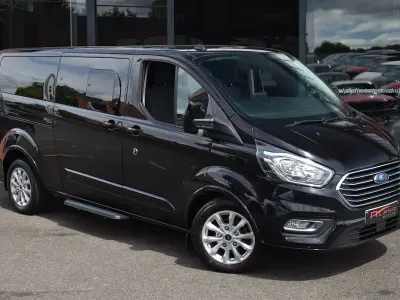 Used Ford Tourneo Titanium 130 HP (95 kW) 2023 Black MPV