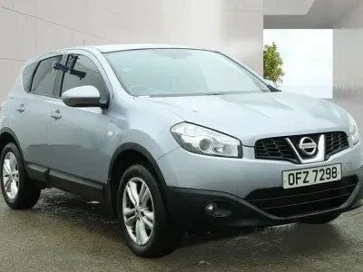 Używany Nissan Qashqai Acenta 110 KM (80 kW) 2013 Szary SUV