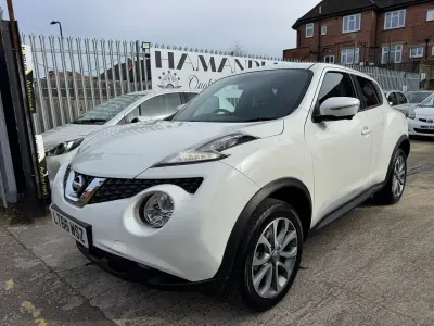 Usado Nissan Juke Tekna 117 HP (86 kW) 2016 Branco SUV