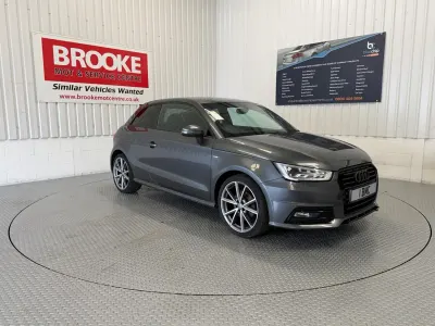 Usado Audi A1 Black Edition 2017 Cinzento Citadino