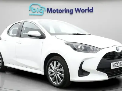 Used Toyota Yaris 116 HP (85 kW) 2023 White Hatchback