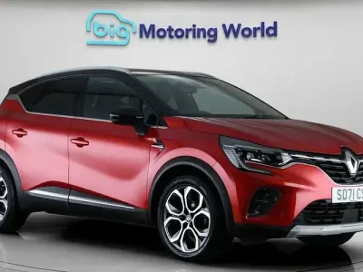 Używany Renault Captur Version S 91 KM (66 kW) 2021 Czerwony SUV
