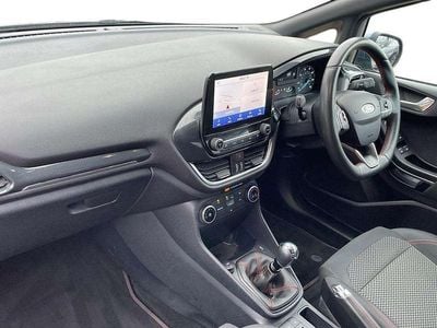 Begagnad Ford Fiesta ST-Line 123 HK (90 kW) 2021 Blå Halvkombi