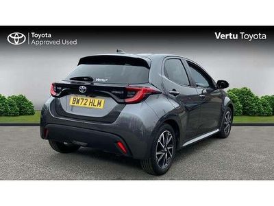 Used Toyota Yaris Hybrid Design 116 HP (85 kW) 2023 Grey Hatchback