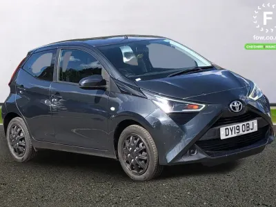 Used Toyota Aygo X-play 72 HP (52 kW) 2019 Grey Hatchback