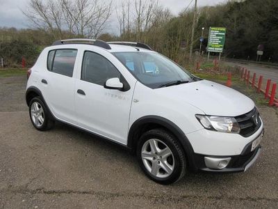 Used Dacia Sandero Lauréate 90 HP (66 kW) 2014