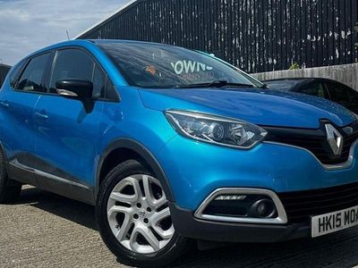 Used Renault Captur Dynamique 90 HP (66 kW) 2015 Blue SUV
