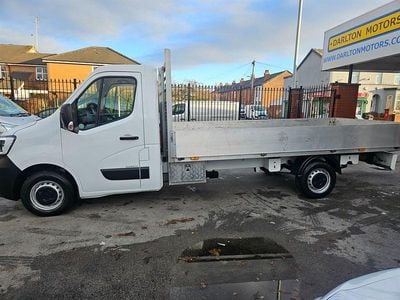 White Used 2021 Renault Master Business Cabriolet | £10,990 (Super price)