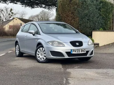 Usado Seat Leon Ecomotive 90 HP (66 kW) 2009 Cinzento Citadino