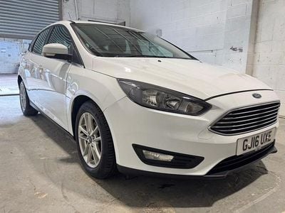 Used Ford Focus Zetec 2016 White Hatchback