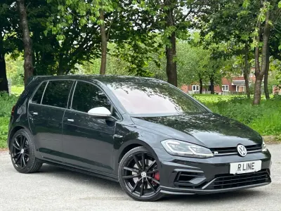 Używany VW Golf VII R 300 KM (220 kW) 2019 Czarny Hatchback