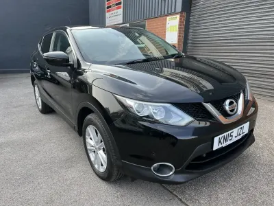 Używany Nissan Qashqai Acenta Premium 130 KM (95 kW) 2015 Czarny SUV