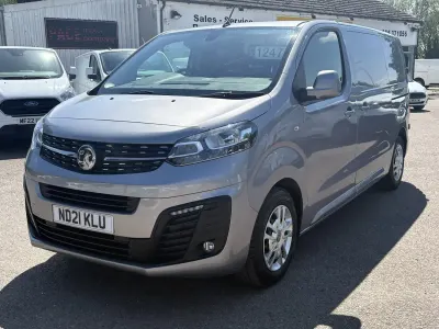 Gebraucht Vauxhall Vivaro Sportive 2021 Grau Van / Kleinbus