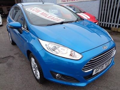 Used Ford Fiesta Zetec 82 HP (60 kW) 2015 Blue Hatchback