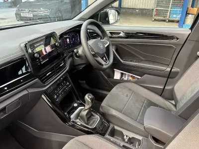 New VW T-Roc Design 113 HP (83 kW) 2026 Black SUV