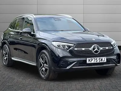 Begagnad Mercedes GLC300e AMG line 313 HK (230 kW) 2025 Svart Kombi