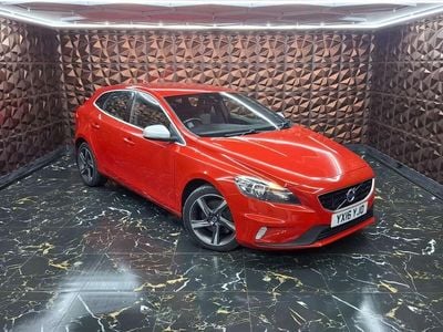 Red Used 2016 Volvo V40 R-Design Hatchback | £6,199 (Fair price)