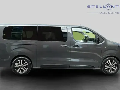 Used Peugeot e-Traveller