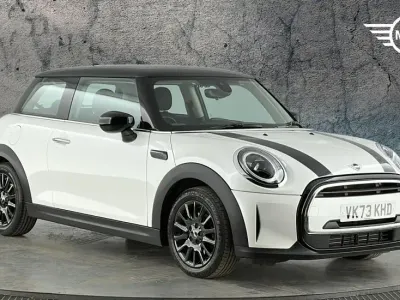 Used Mini Cooper Classic 134 HP (98 kW) 2023 White Hatchback