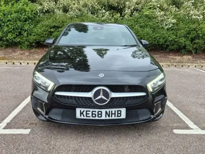 Używany Mercedes A200 Premium 2018 Czarny Hatchback