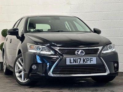 Lexus CT200h